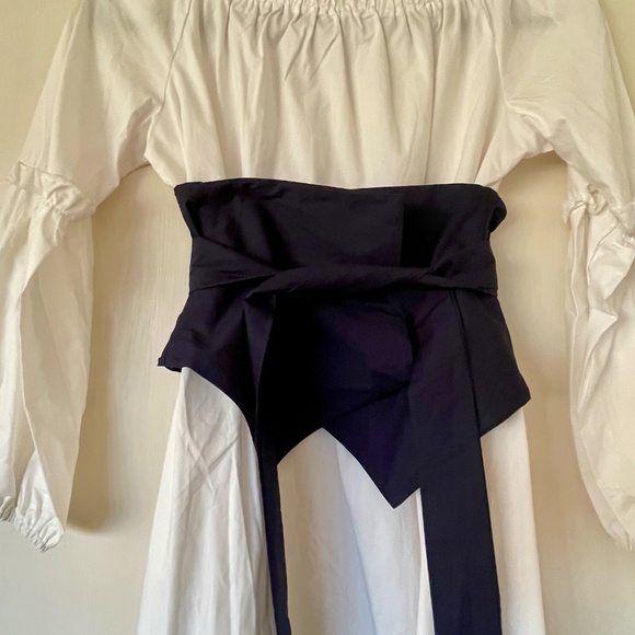 White Off-the-Shoulder Dress w/ Navy Waist Tie – Size S - Picture 3 of 5